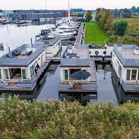 Stunning Ship In Aalsmeer With Harbor View Экстерьер фото